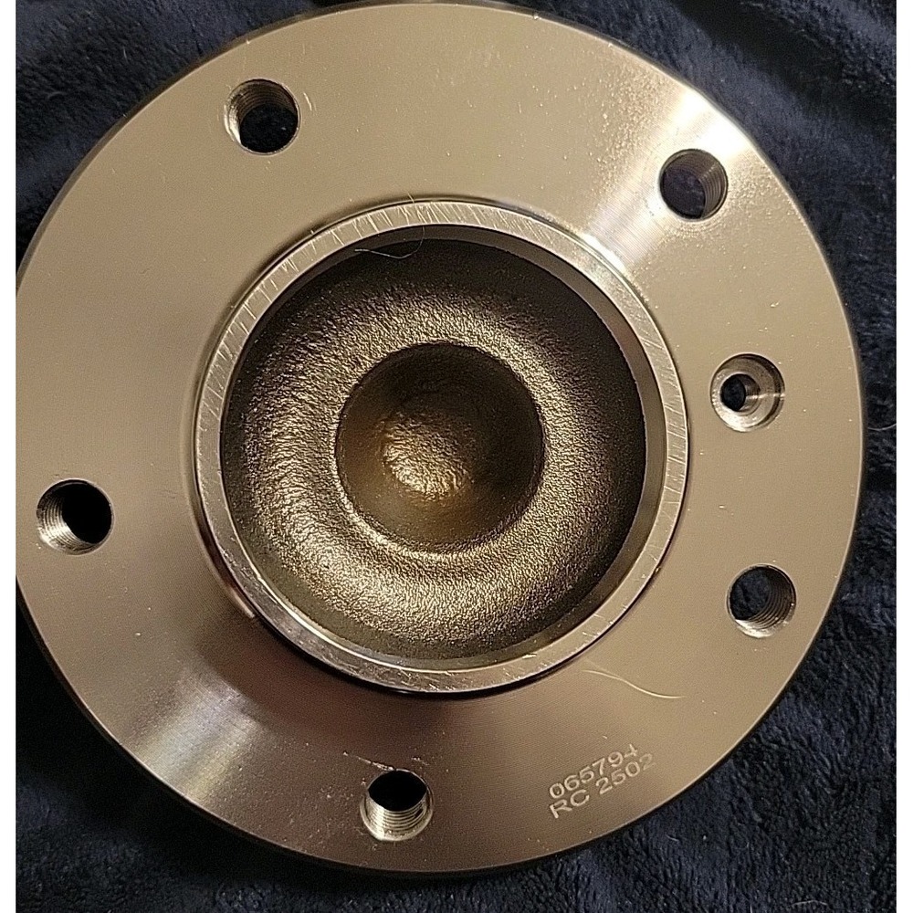 Front Wheel‎ Bearing Hubs for BMW 128i 135i 135is 323i 325ci  325i 328i 513254